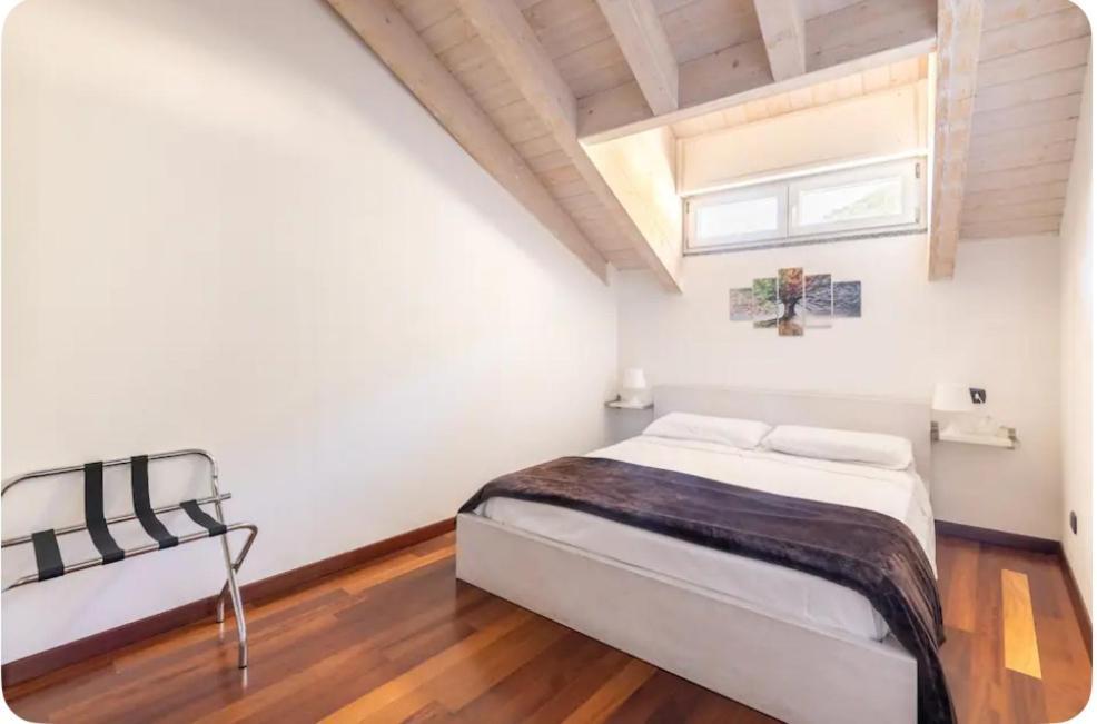 Apartmán Mansarda Ivy Finale Ligure Exteriér fotografie